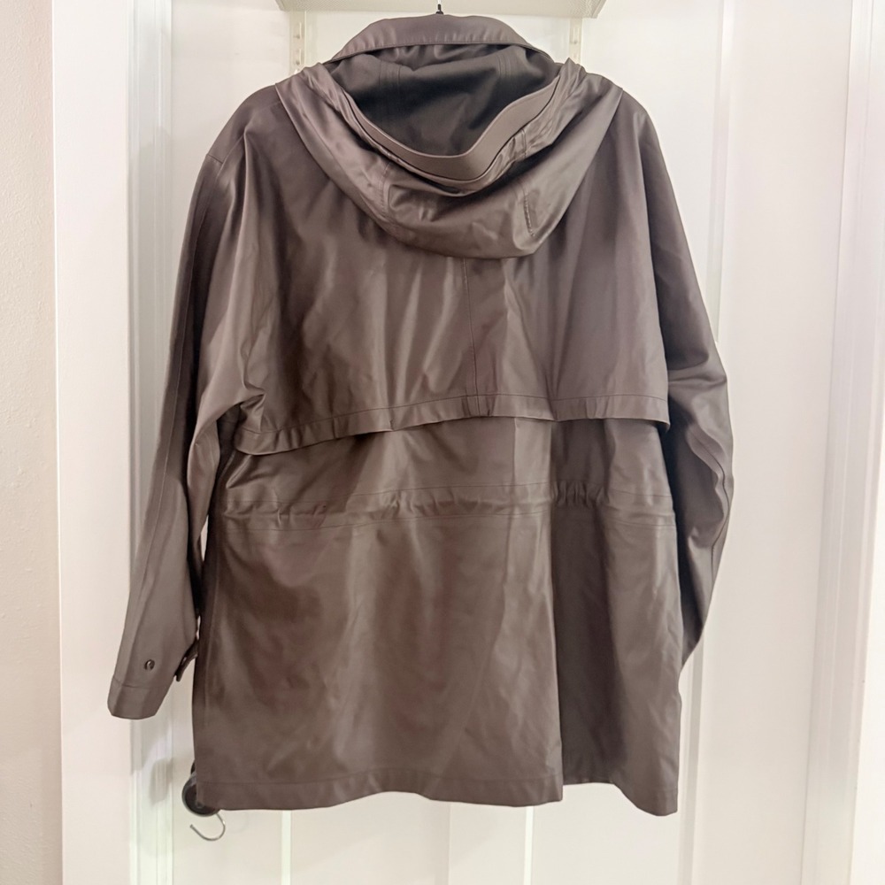 Varley Alyssa Rain Jacket Dark Truffle Brown Faux Leather Hooded Parka Womens M‎ - Picture 4 of 7